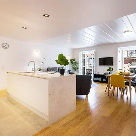 Stunning 2bdr In Chiado By Lovelystay アパート リスボン