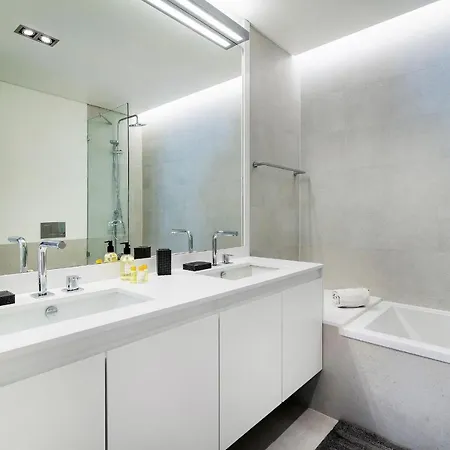 アパート Stunning 2bdr In Chiado By Lovelystay *