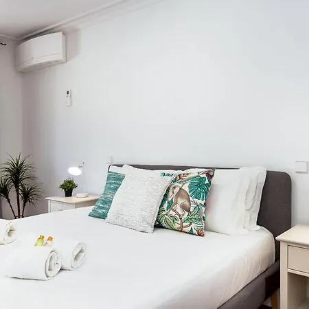 Stunning 2bdr In Chiado By Lovelystay *