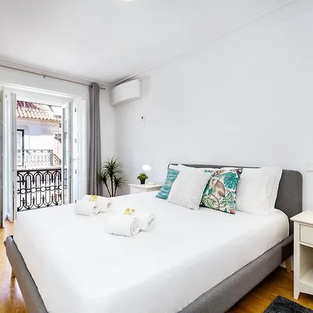 Stunning 2bdr In Chiado By Lovelystay Lisboa