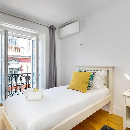 Stunning 2bdr In Chiado By Lovelystay Lisbon